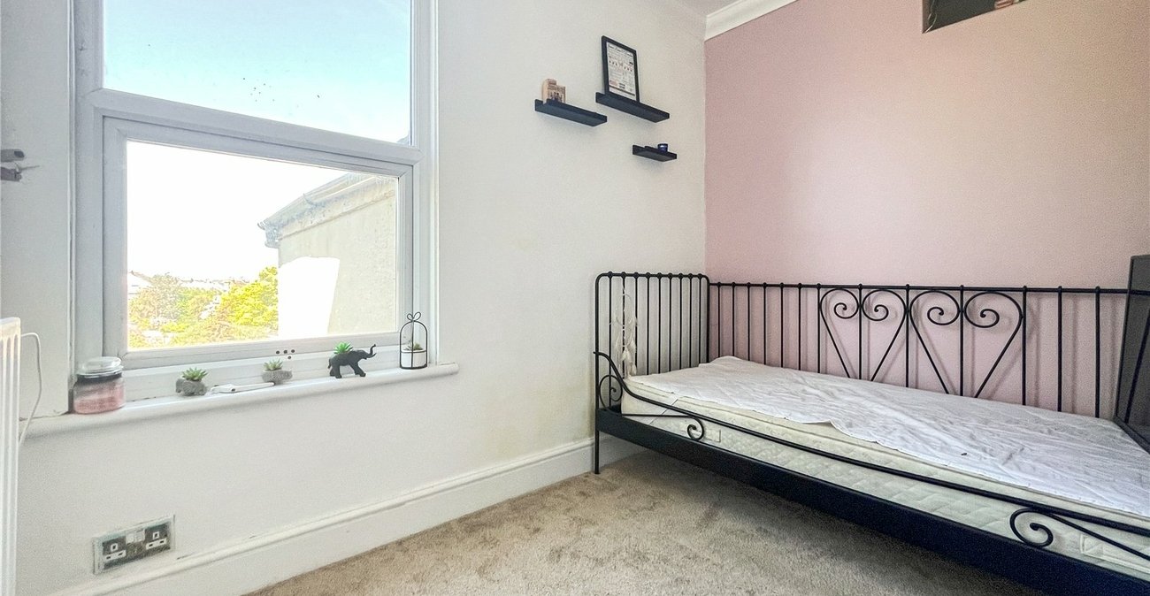 4 bedroom house for sale in Albany Road | Robinson Michael & Jackson