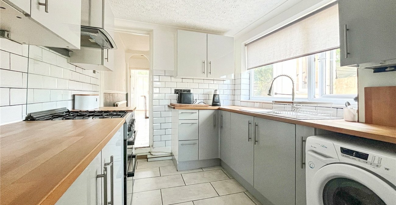 4 bedroom house for sale in Albany Road | Robinson Michael & Jackson