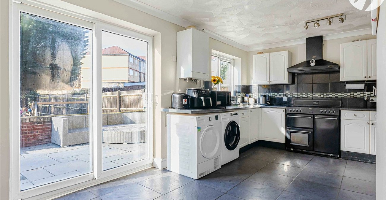 4 bedroom house for sale in Rochester | Robinson Michael & Jackson