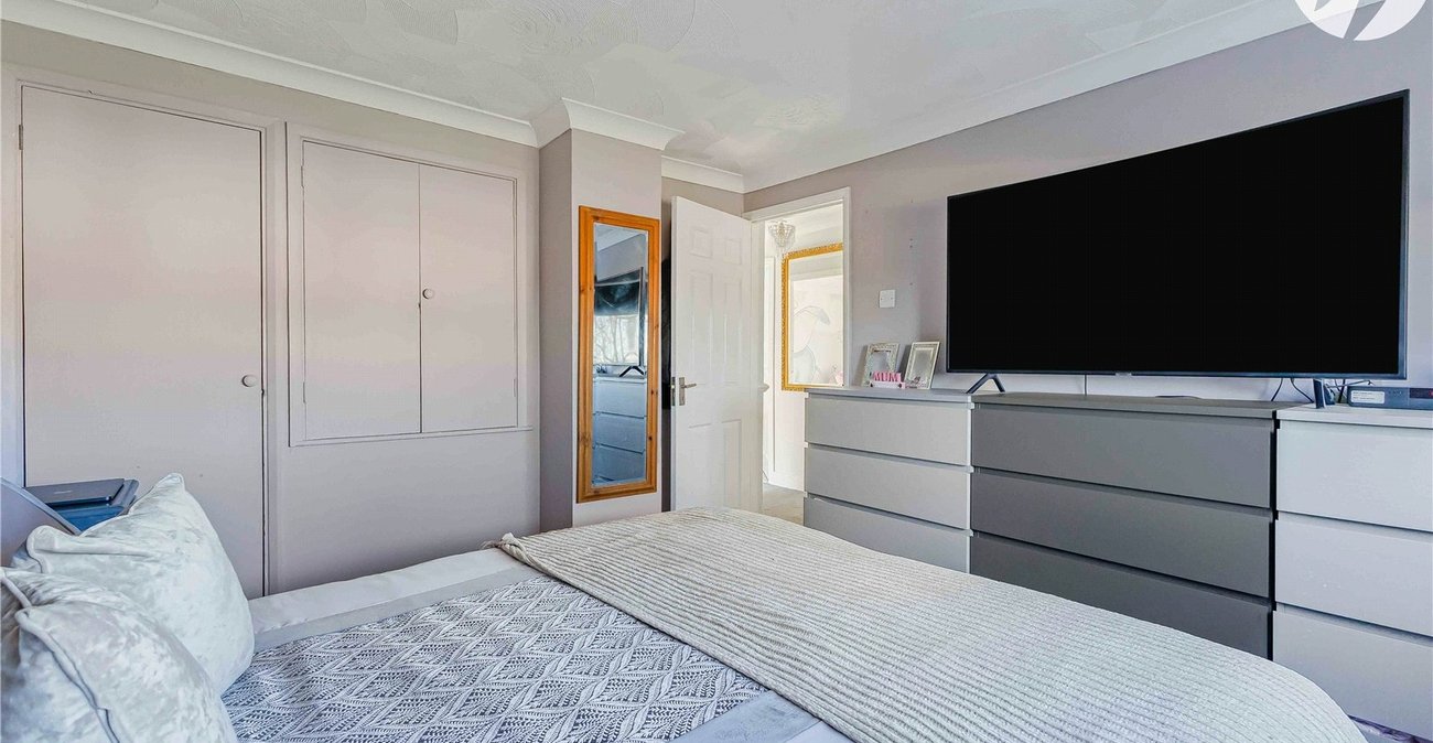 4 bedroom house for sale in Rochester | Robinson Michael & Jackson