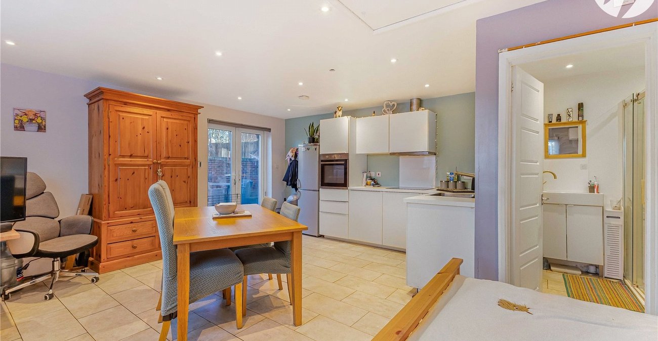 4 bedroom house for sale in Rochester | Robinson Michael & Jackson