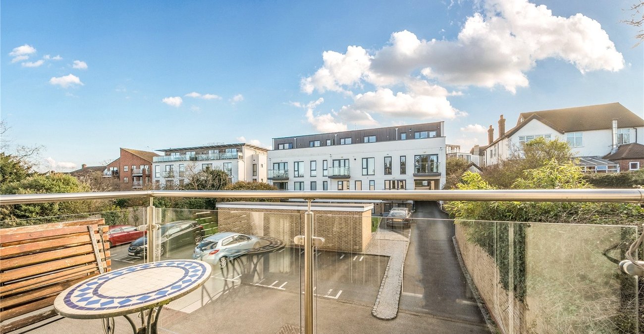 2 bedroom property for sale in Beckenham | Robinson Jackson