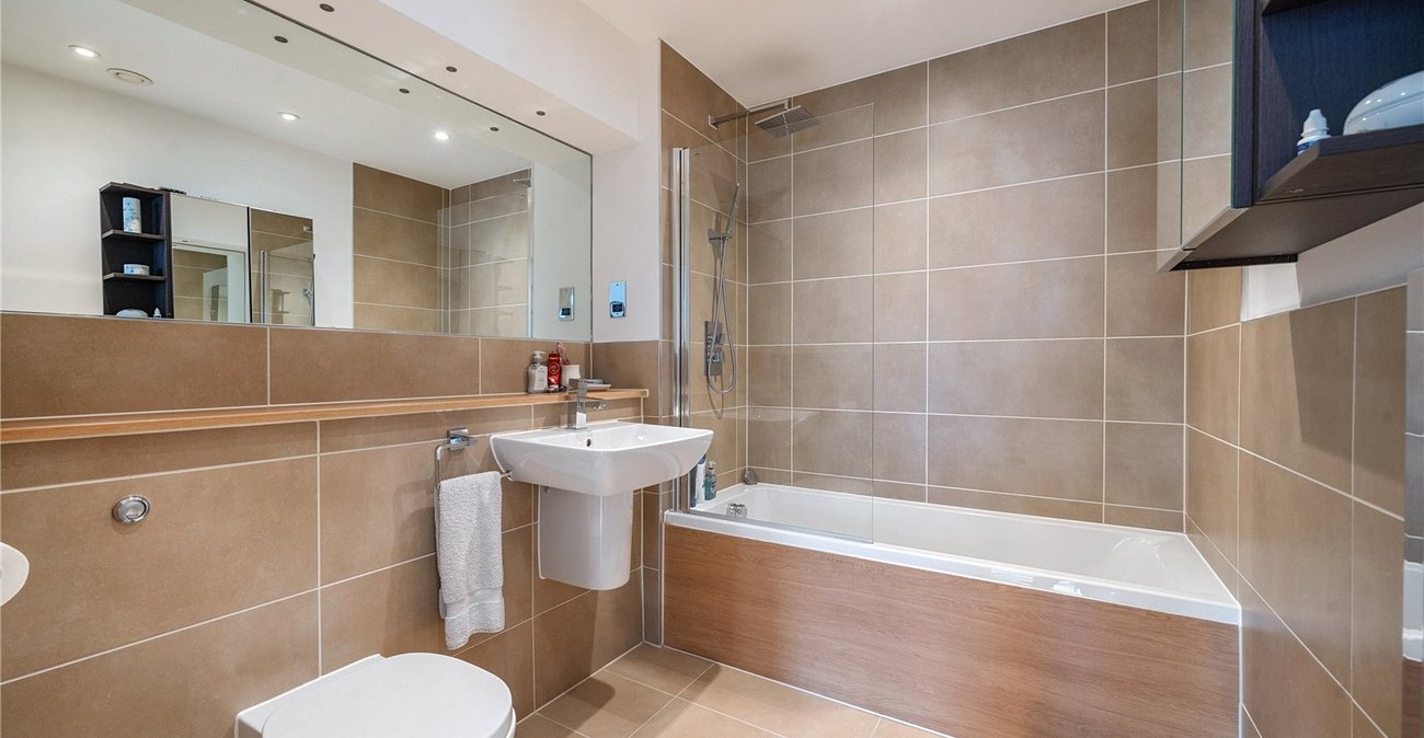 2 bedroom property for sale in Beckenham | Robinson Jackson