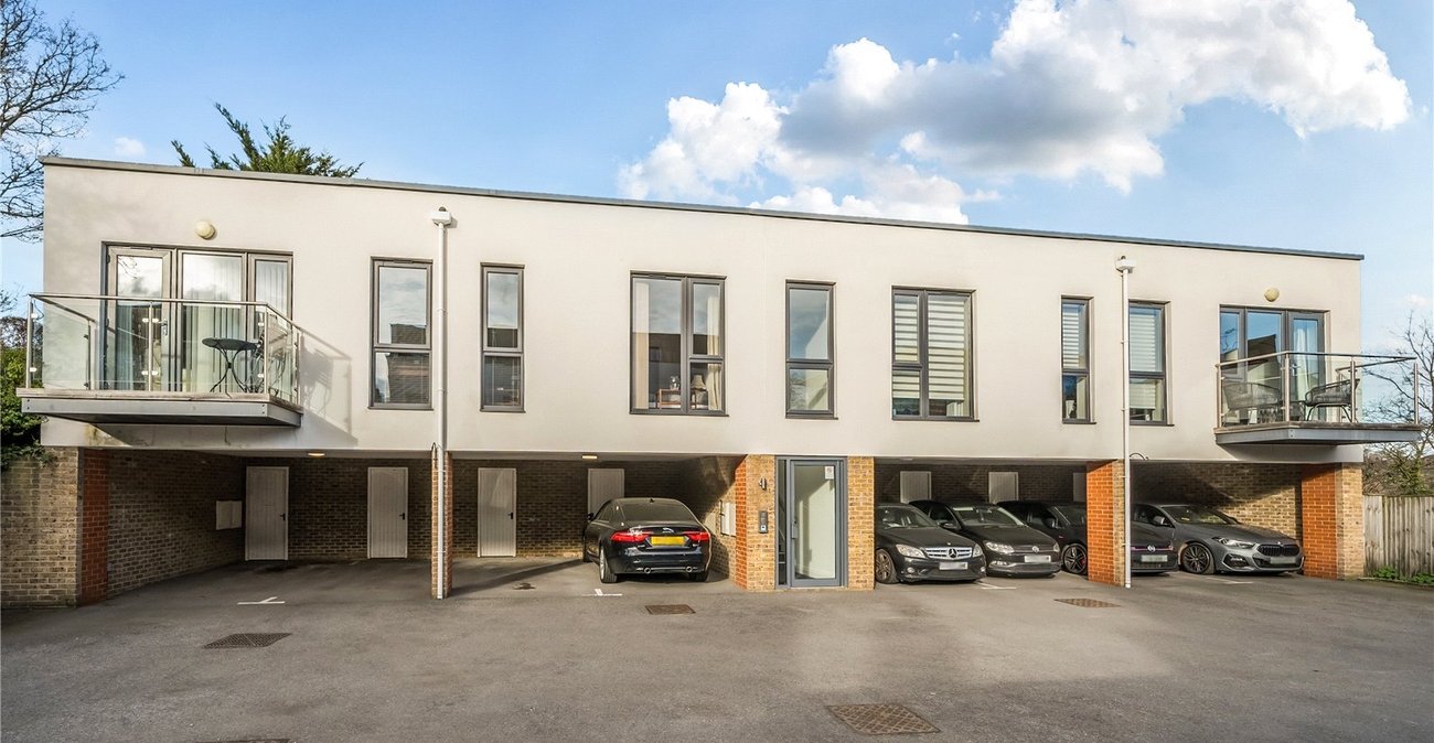 2 bedroom property for sale in Beckenham | Robinson Jackson