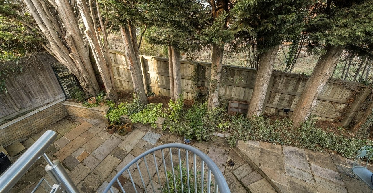 2 bedroom property for sale in Beckenham | Robinson Jackson