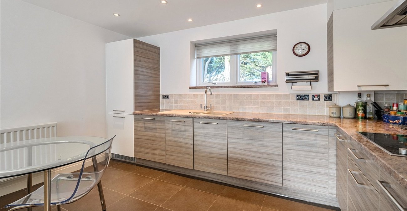 2 bedroom property for sale in Beckenham | Robinson Jackson