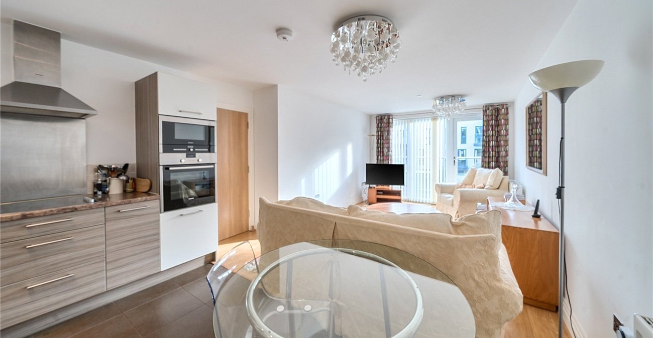 2 bedroom property for sale in Beckenham | Robinson Jackson