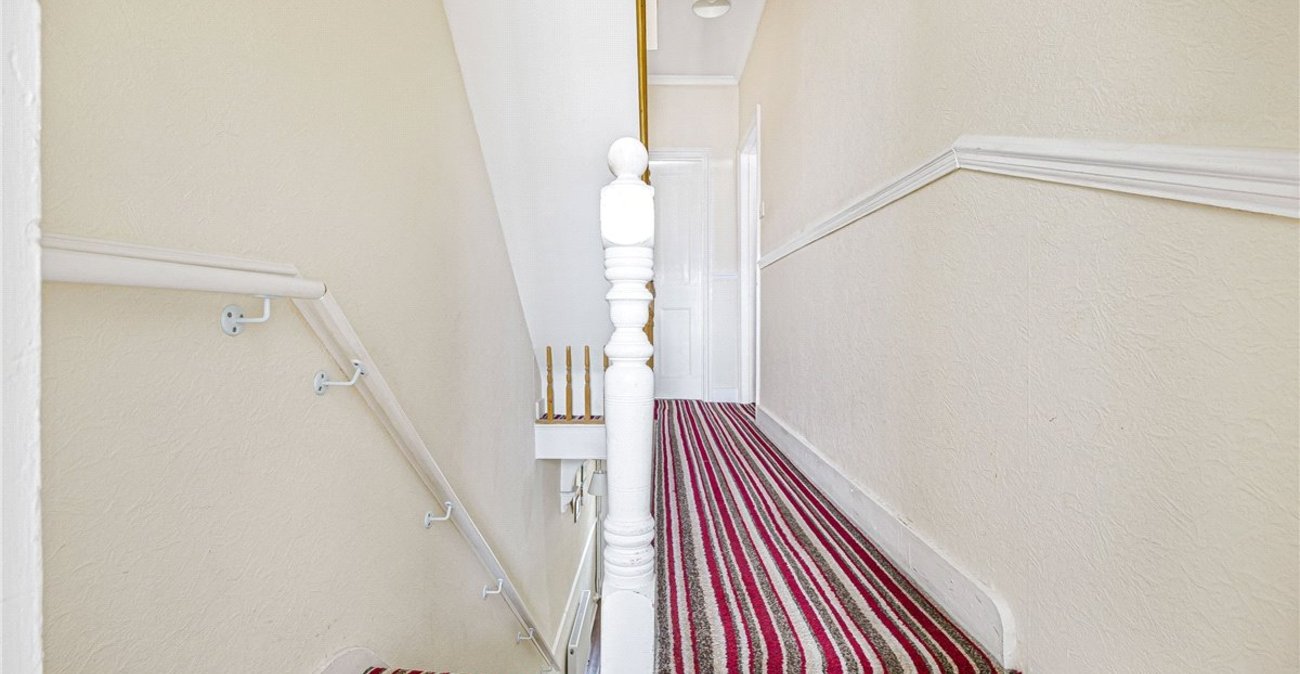 4 bedroom house for sale in Bromley | Robinson Jackson