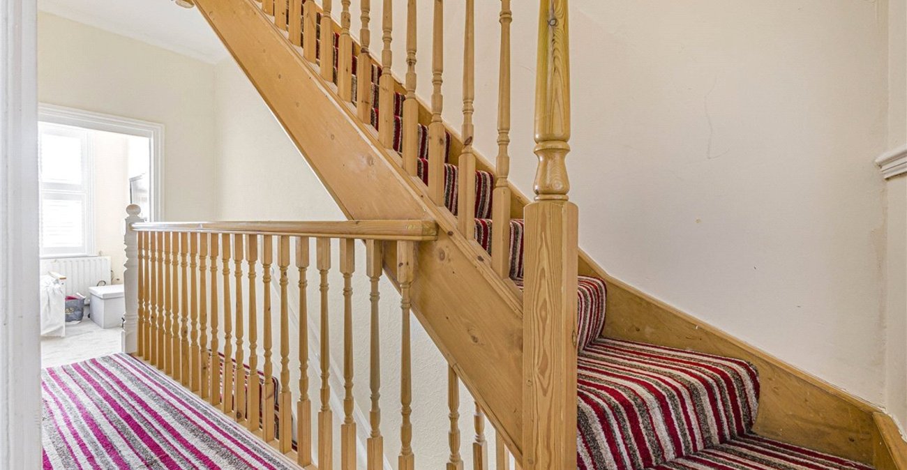 4 bedroom house for sale in Bromley | Robinson Jackson