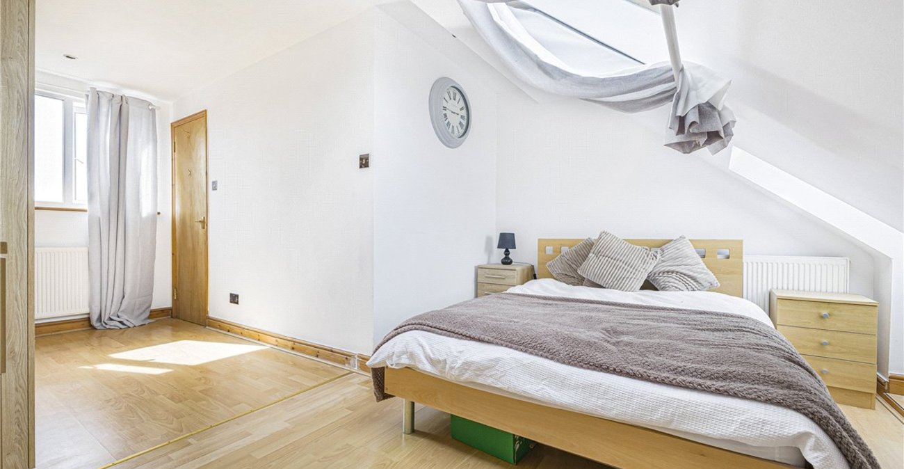 4 bedroom house for sale in Bromley | Robinson Jackson