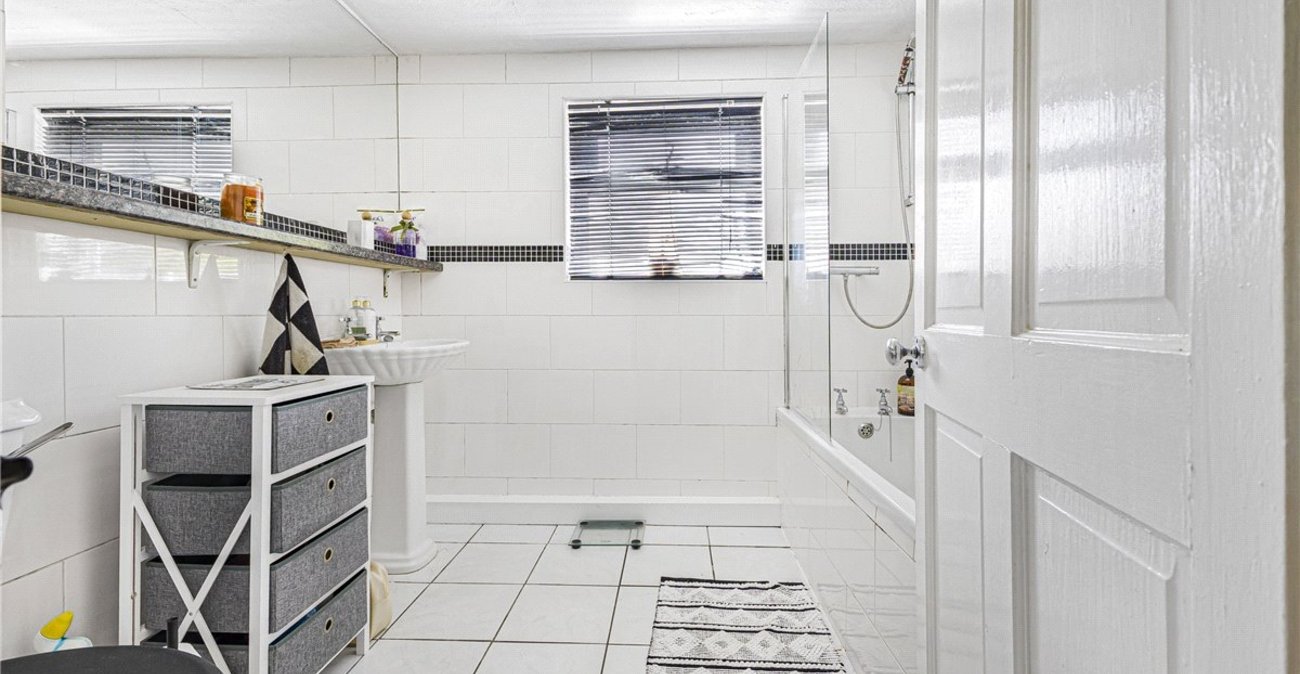 4 bedroom house for sale in Bromley | Robinson Jackson