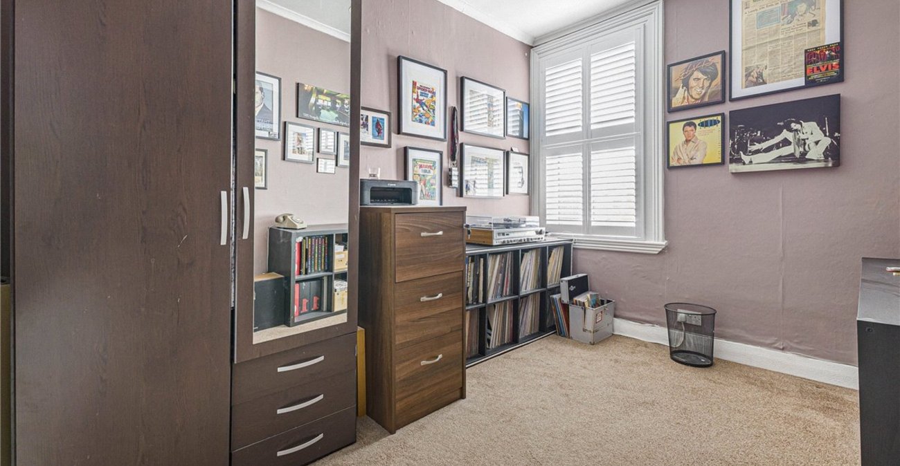 4 bedroom house for sale in Bromley | Robinson Jackson