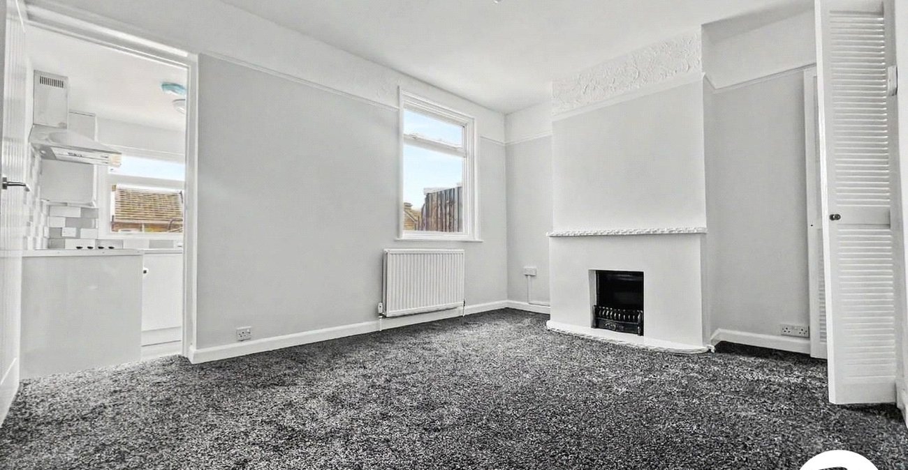 2 bedroom house for sale in Chatham | Robinson Michael & Jackson