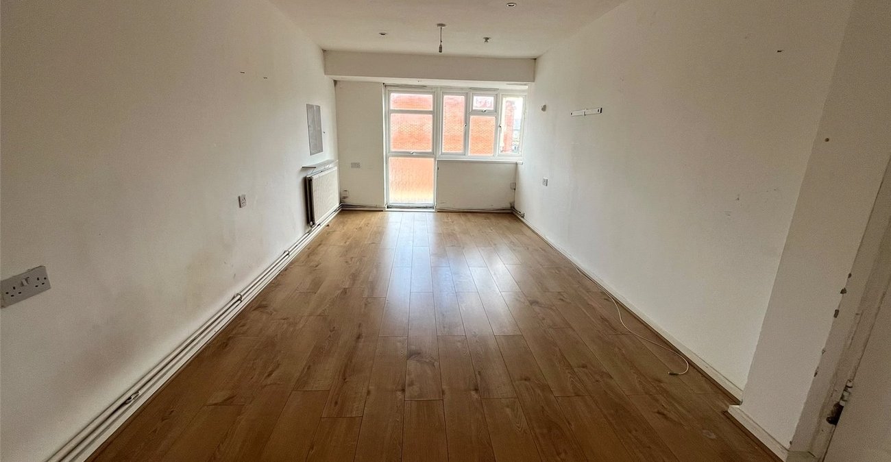 1 bedroom property for sale in South Norwood | Robinson Jackson