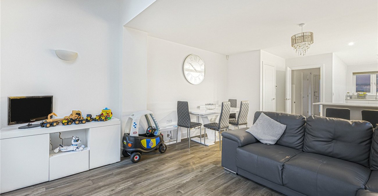 3 bedroom house for sale in Langley | Robinson Michael & Jackson