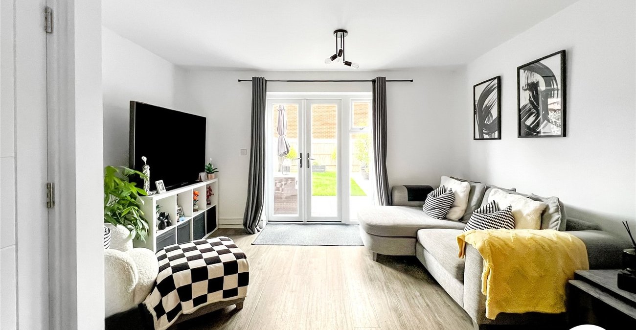 2 bedroom house for sale in Langley | Robinson Michael & Jackson