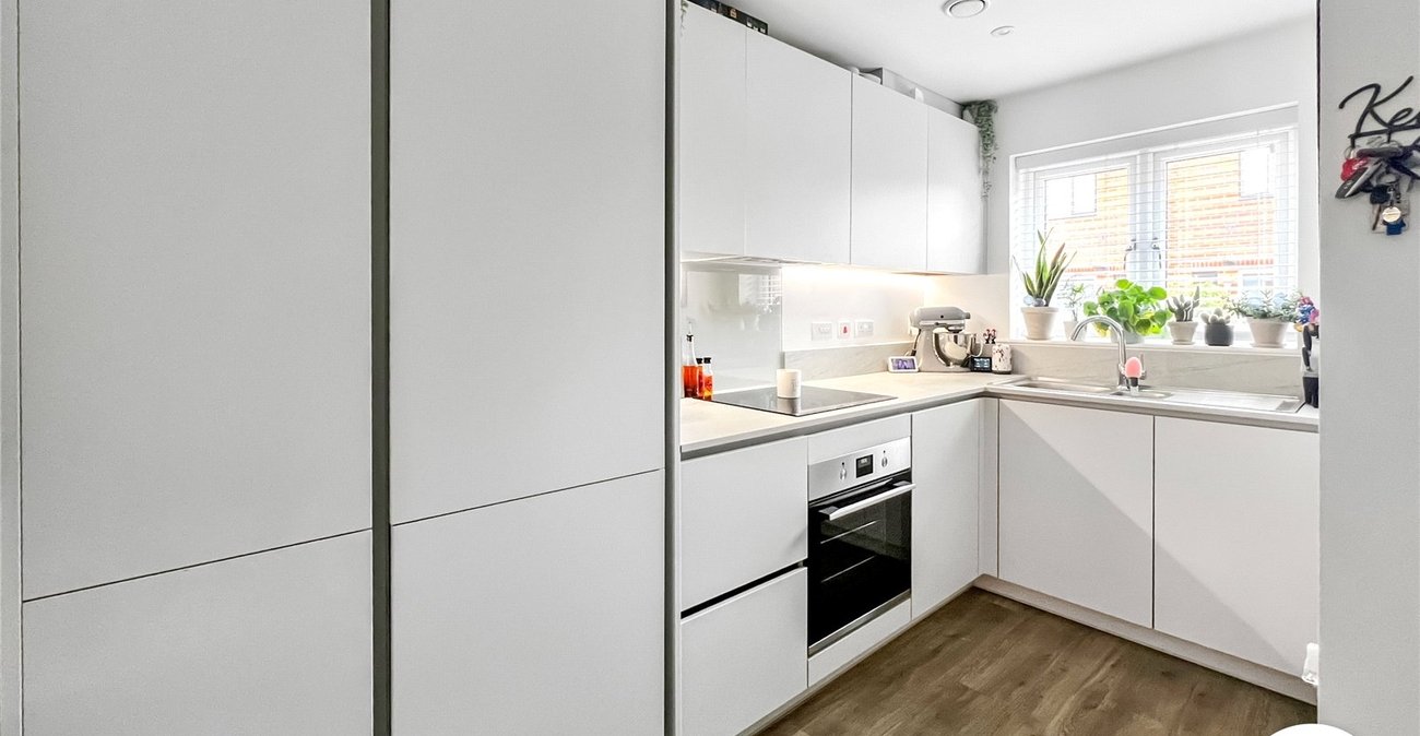 2 bedroom house for sale in Langley | Robinson Michael & Jackson
