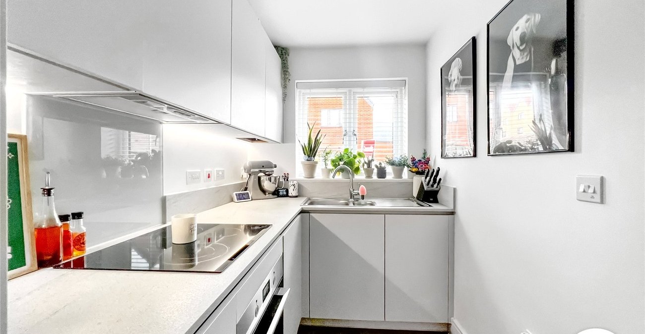 2 bedroom house for sale in Langley | Robinson Michael & Jackson