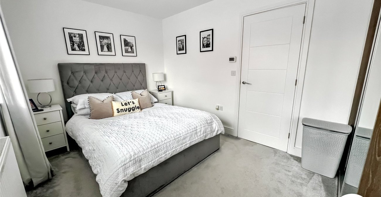 2 bedroom house for sale in Langley | Robinson Michael & Jackson