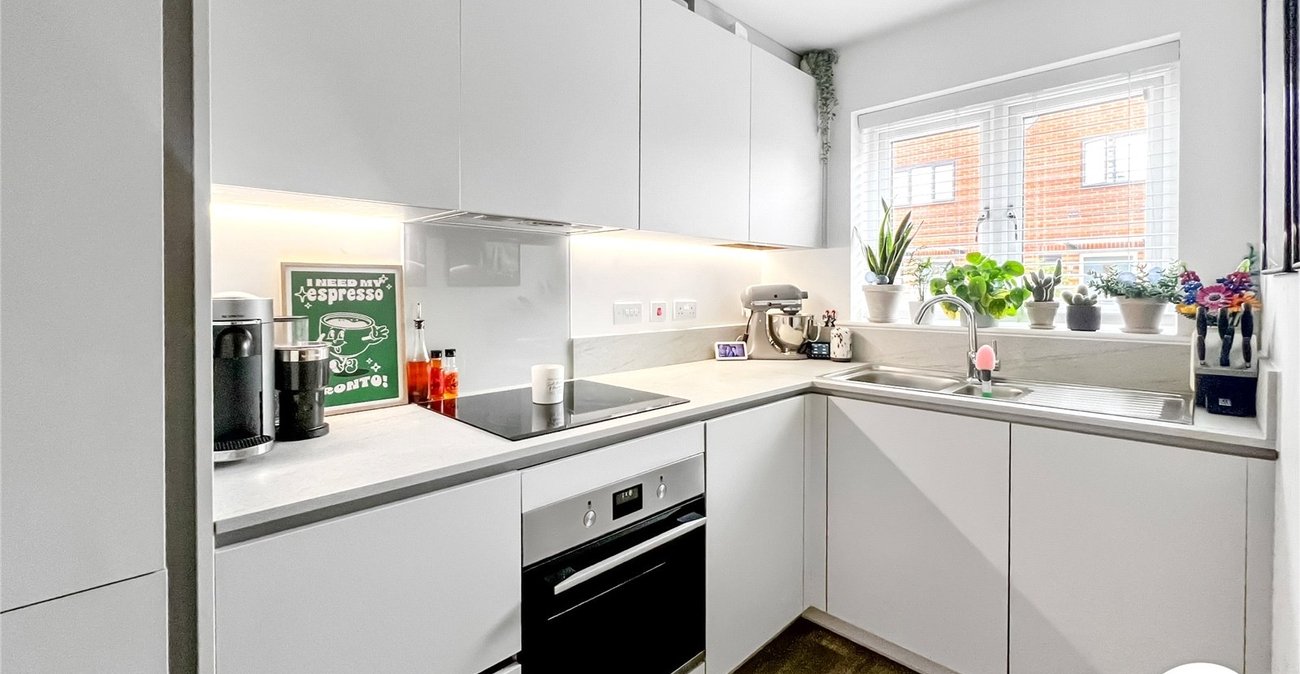 2 bedroom house for sale in Langley | Robinson Michael & Jackson