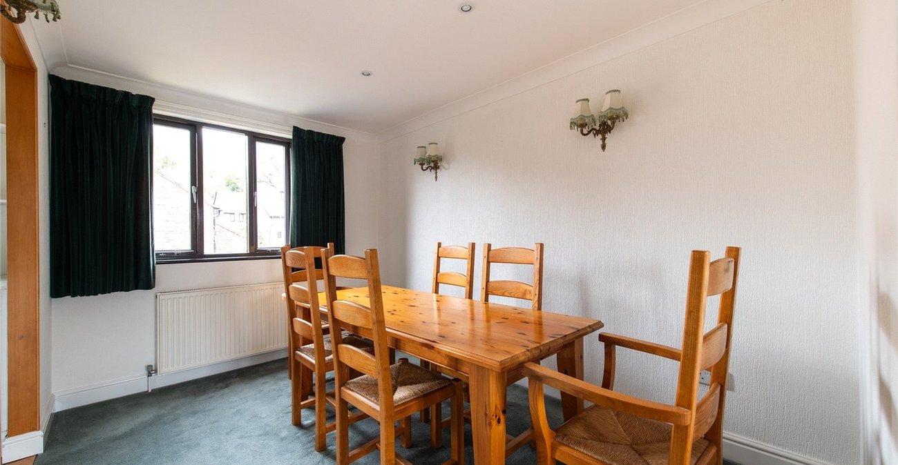 3 bedroom property for sale in Lower Upnor | Robinson Michael & Jackson