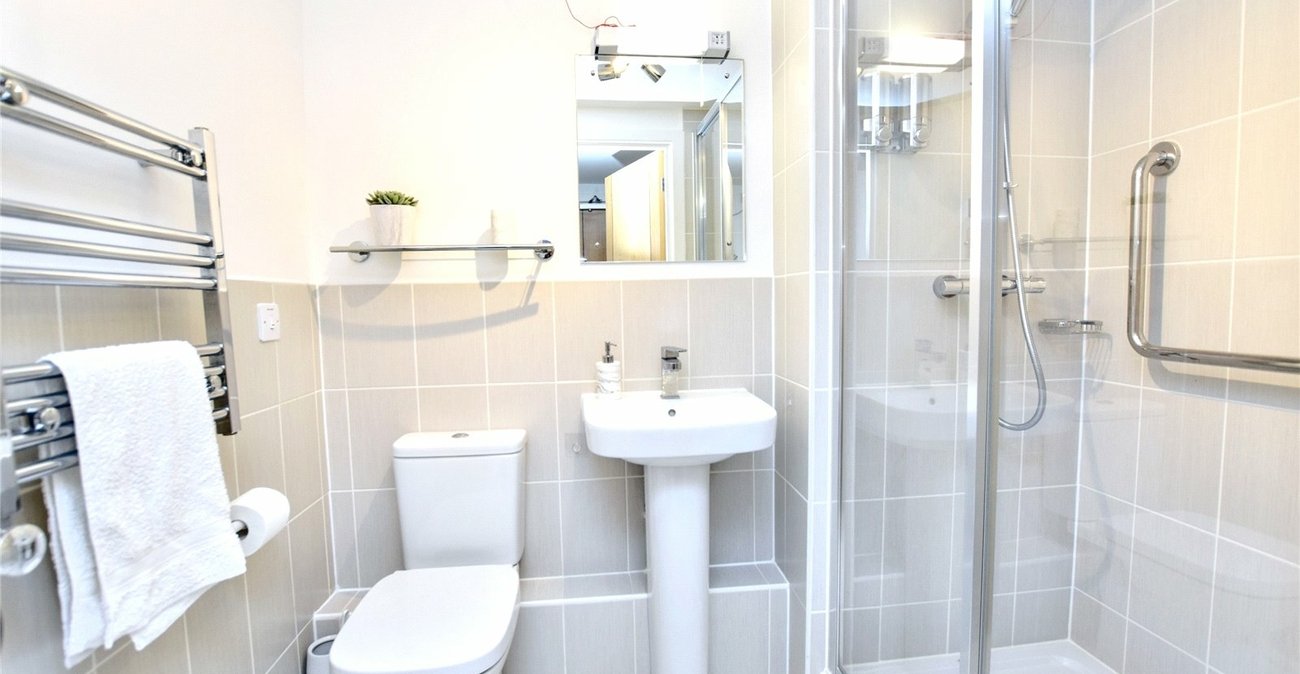 2 bedroom property for sale in Bexleyheath | Robinson Jackson