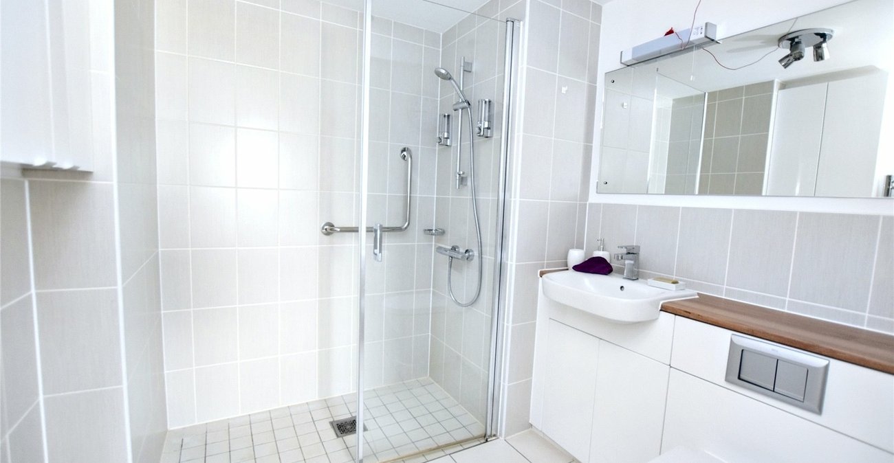 2 bedroom property for sale in Bexleyheath | Robinson Jackson