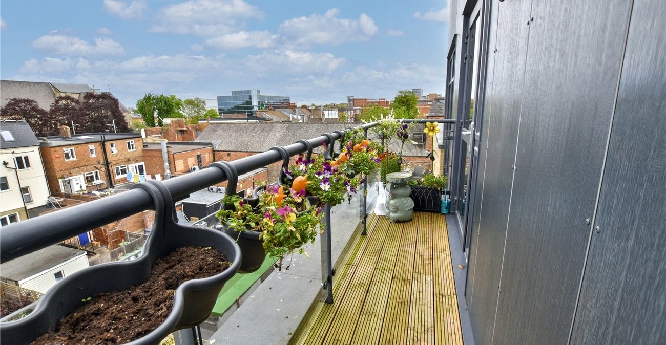 2 bedroom property for sale in Bexleyheath | Robinson Jackson