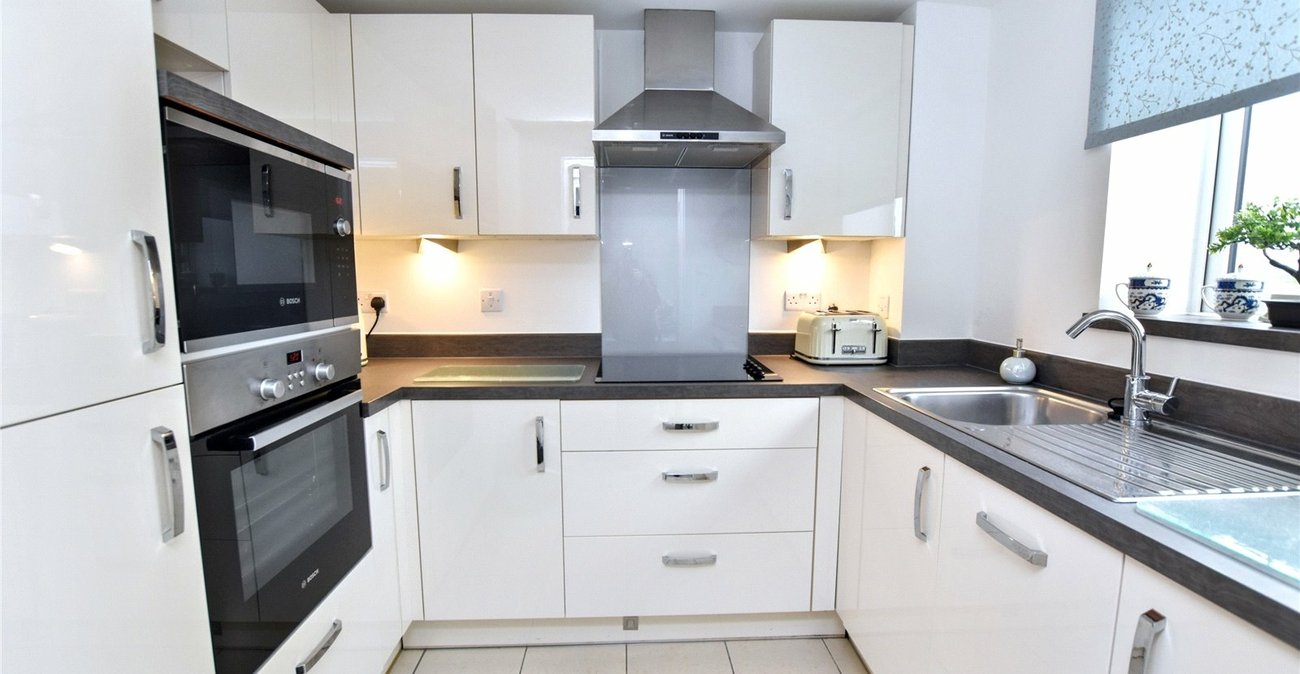 2 bedroom property for sale in Bexleyheath | Robinson Jackson