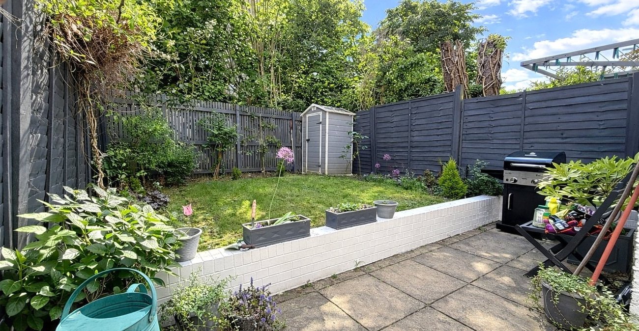 1 bedroom property for sale in London | Robinson Jackson