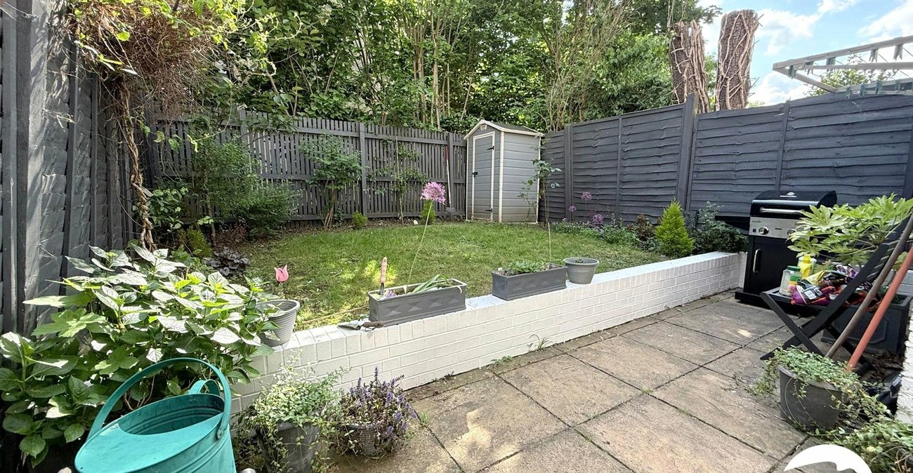 1 bedroom property for sale in London | Robinson Jackson