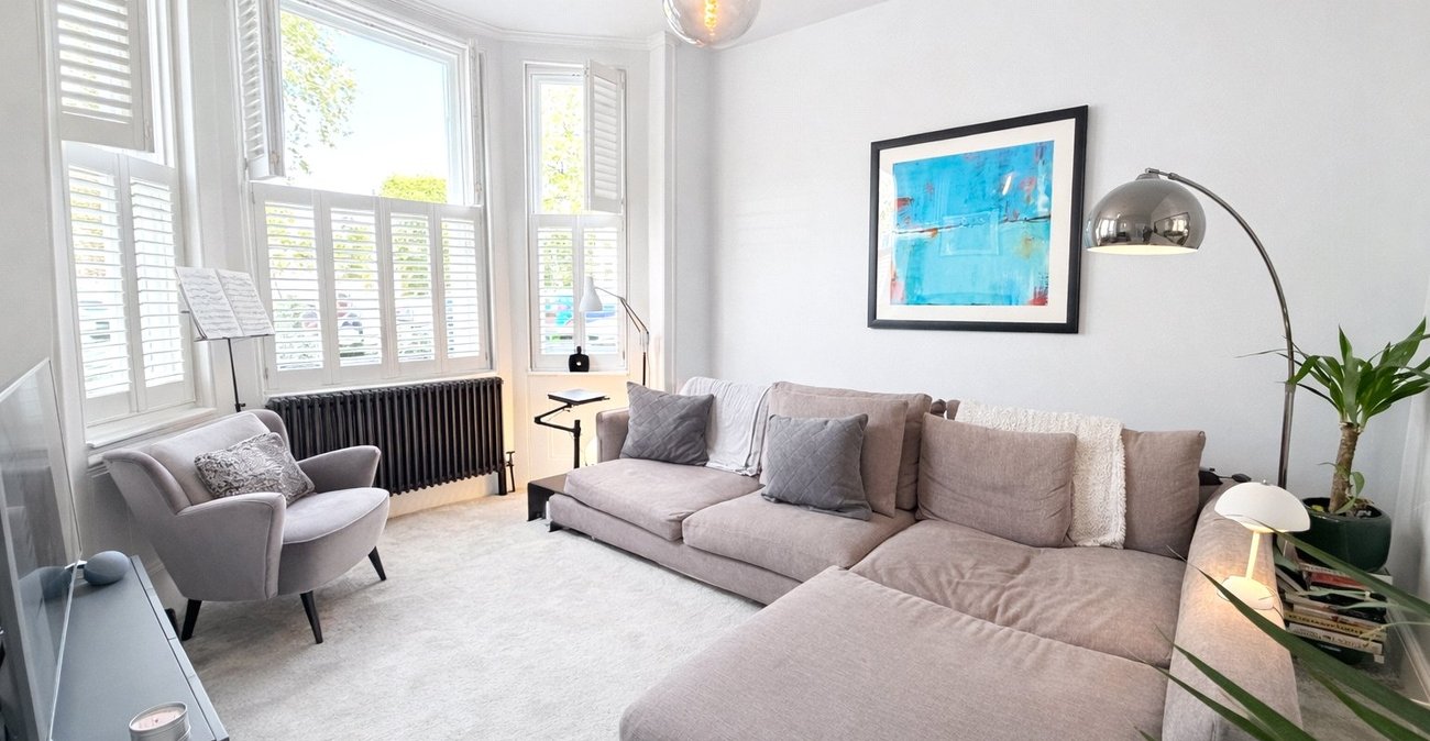 1 bedroom property for sale in London | Robinson Jackson