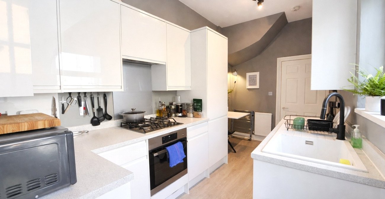 1 bedroom property for sale in London | Robinson Jackson