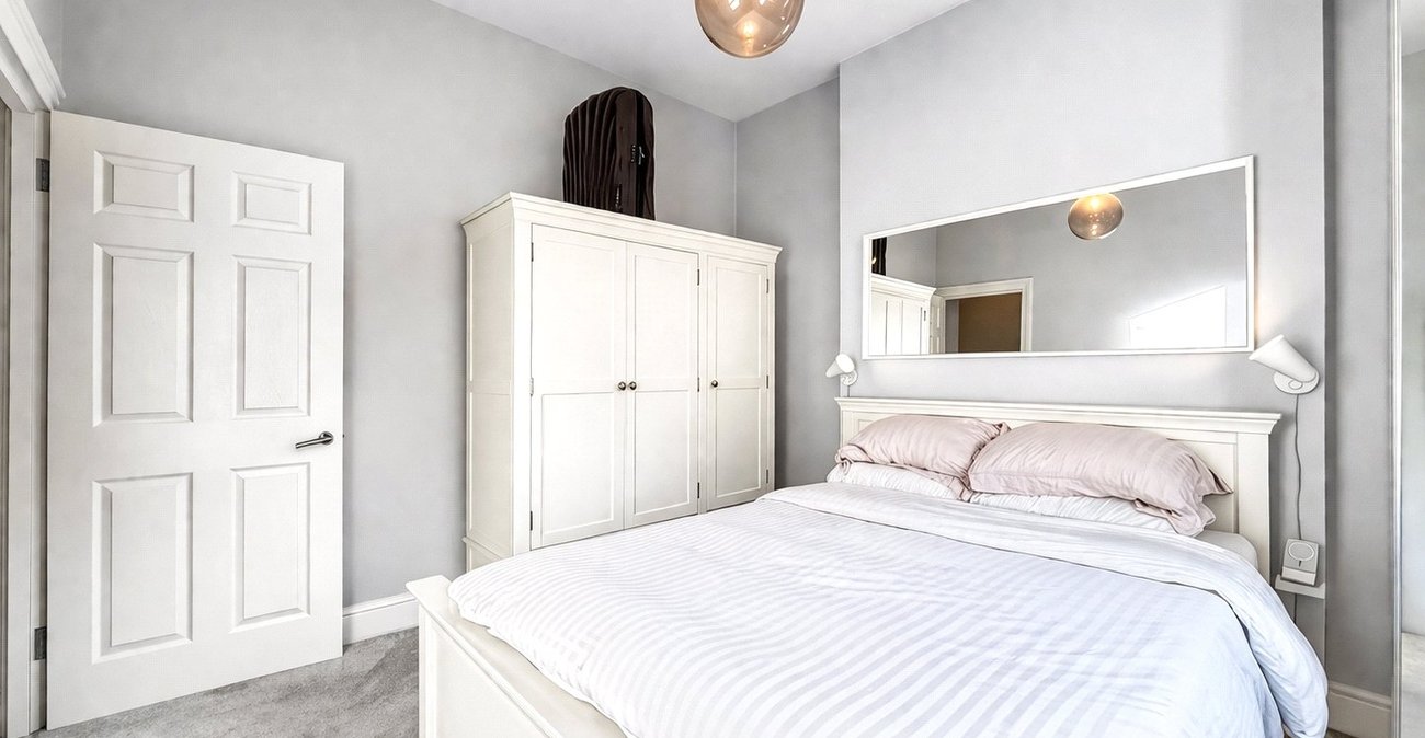 1 bedroom property for sale in London | Robinson Jackson