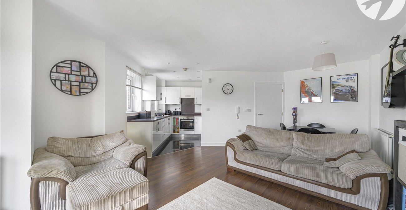 2 bedroom property for sale in Crayford | Robinson Jackson