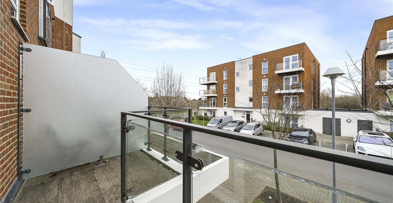 2 bedroom property for sale in Crayford | Robinson Jackson