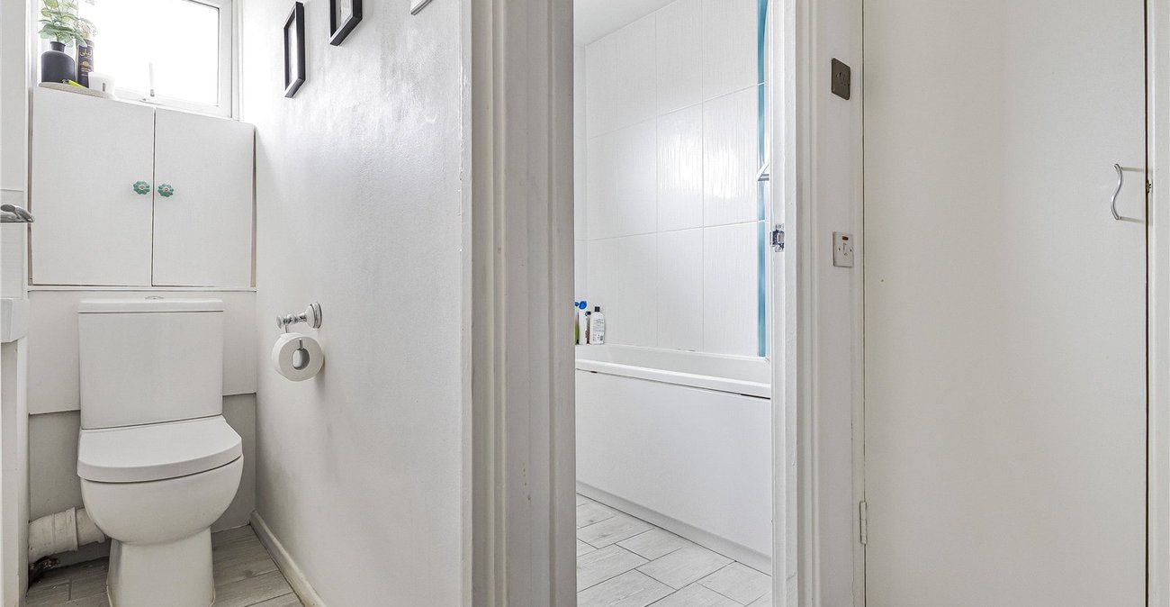 2 bedroom house for sale in Swanley | Robinson Jackson
