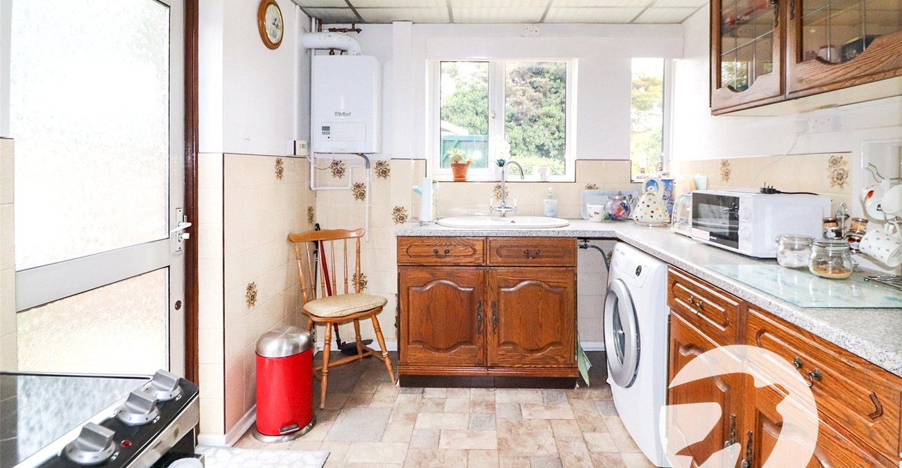 3 bedroom house for sale in Erith | Robinson Jackson