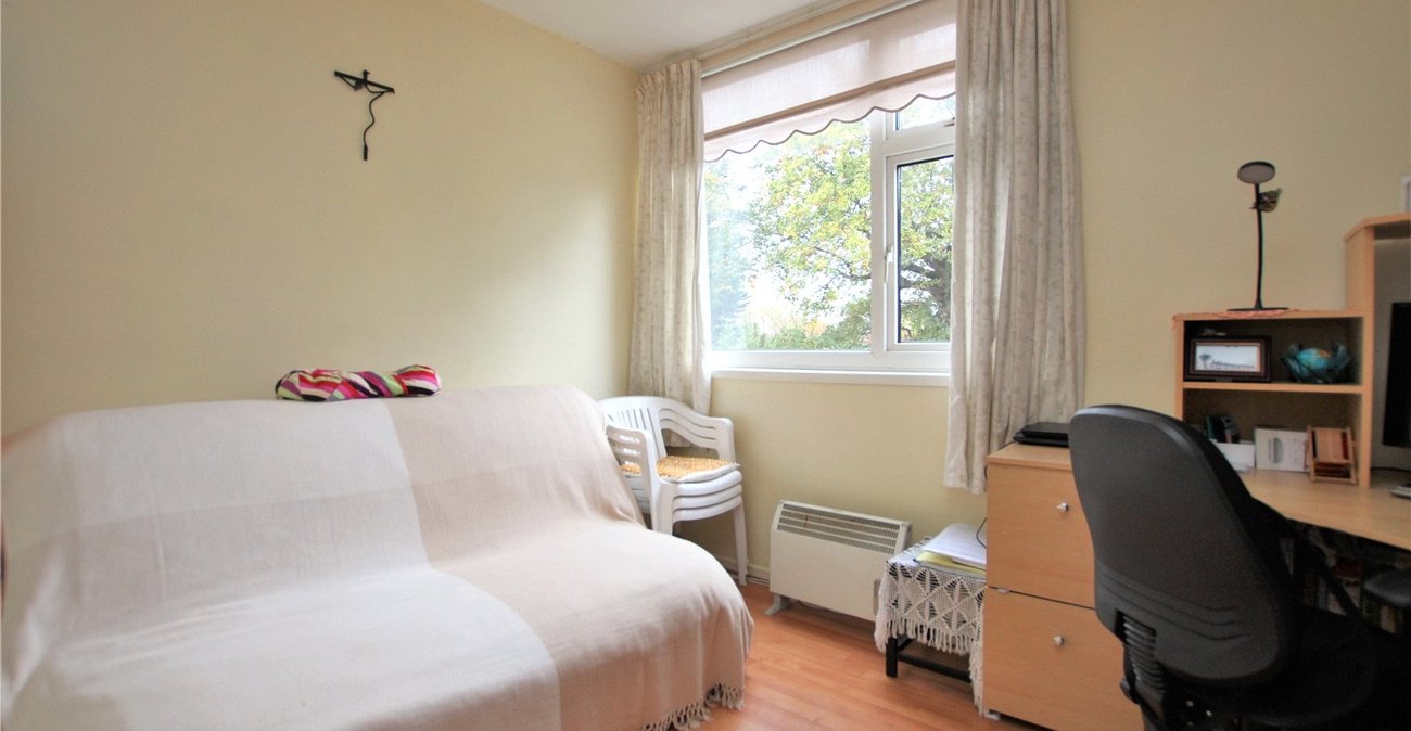 2 bedroom house for sale in Mottingham | Robinson Jackson