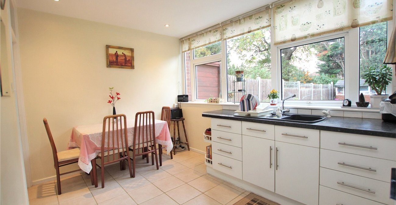 2 bedroom house for sale in Mottingham | Robinson Jackson