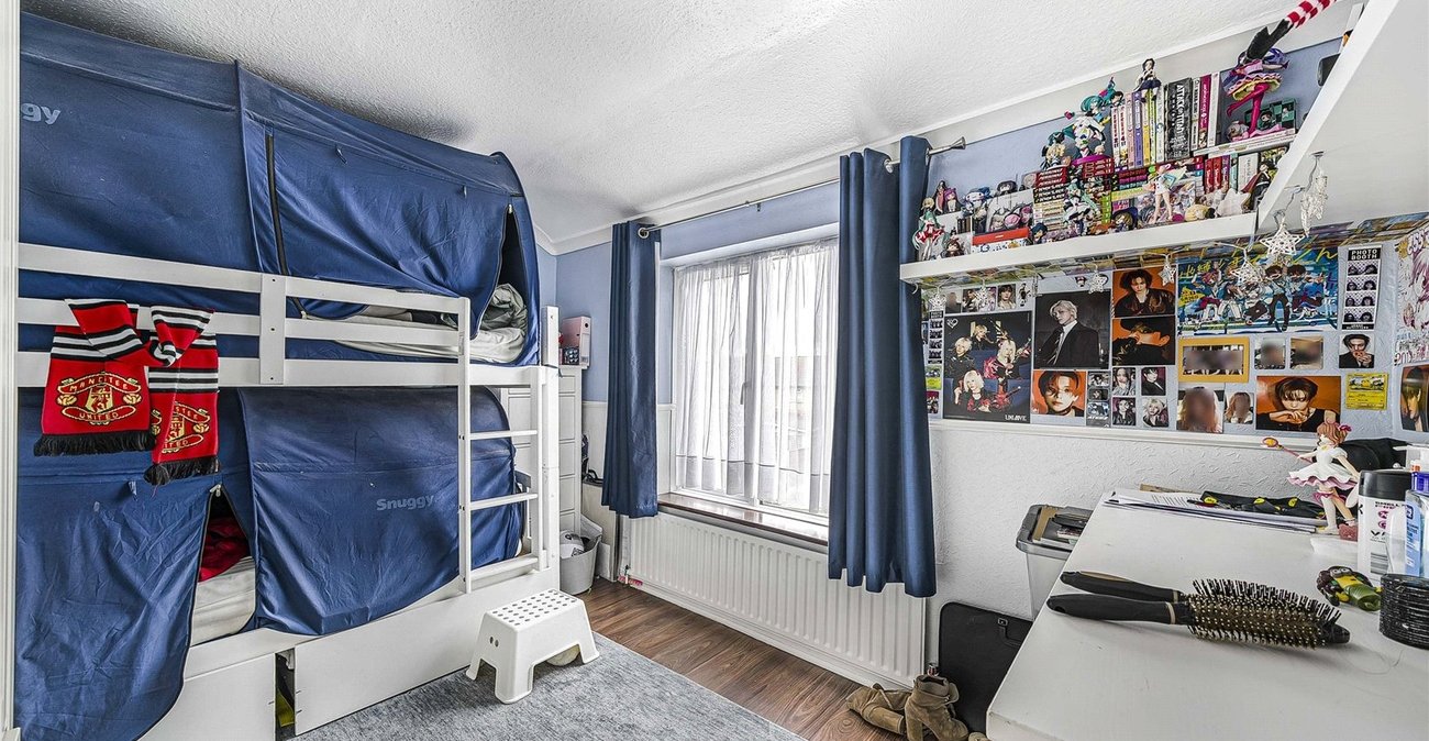 3 bedroom house for sale in Greenhithe | Robinson Jackson