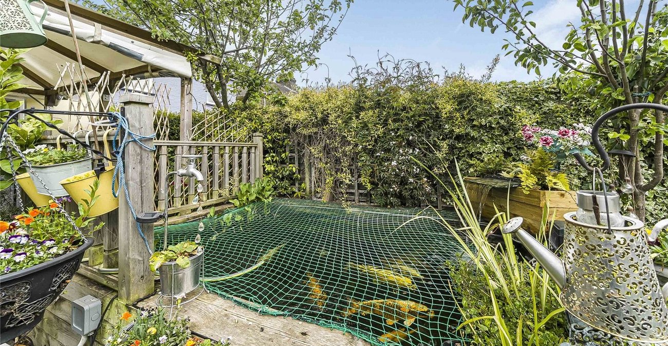 3 bedroom house for sale in Greenhithe | Robinson Jackson