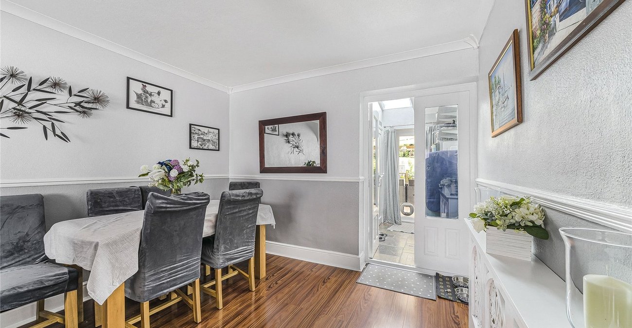3 bedroom house for sale in Greenhithe | Robinson Jackson