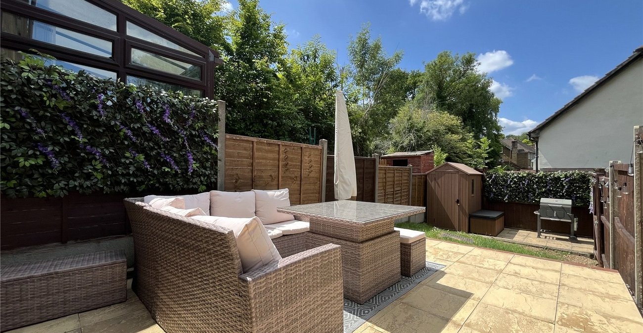 2 bedroom house for sale in Walderslade | Robinson Michael & Jackson