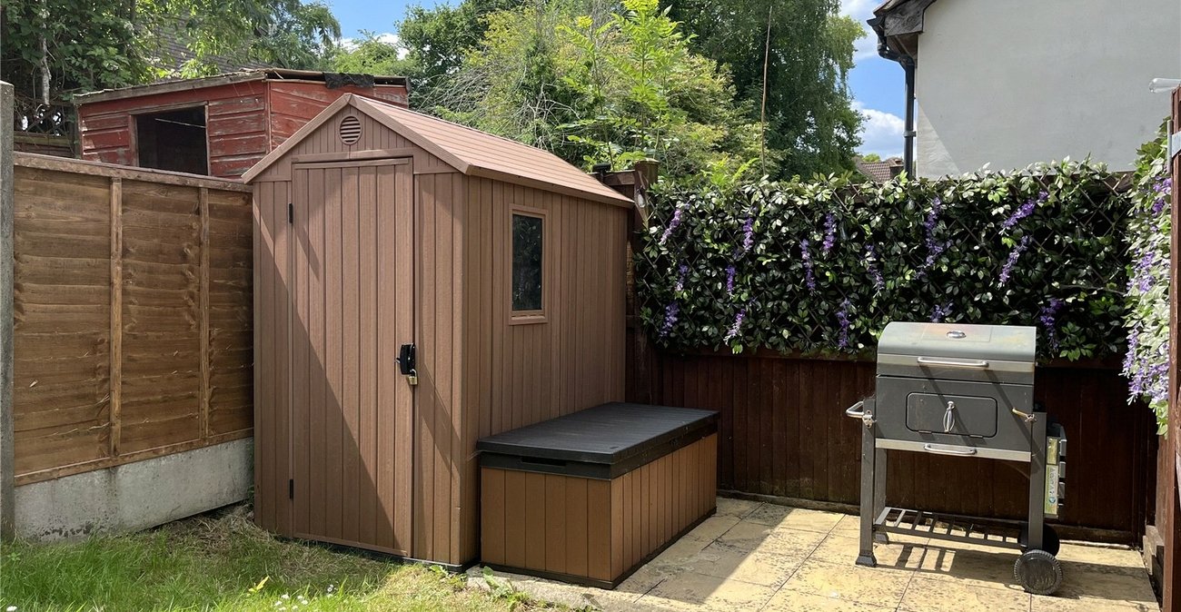 2 bedroom house for sale in Walderslade | Robinson Michael & Jackson