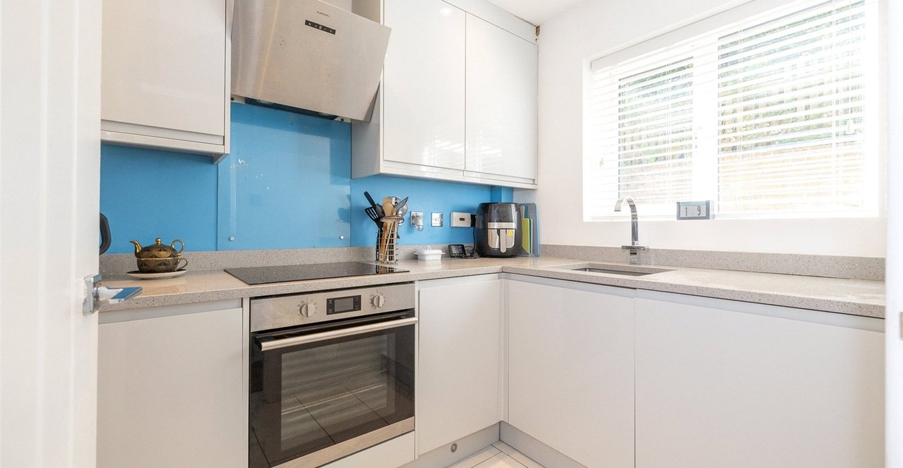 4 bedroom house for sale in Walderslade | Robinson Michael & Jackson