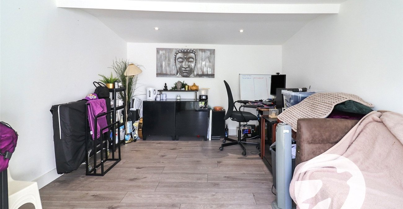 3 bedroom house for sale in Erith | Robinson Jackson