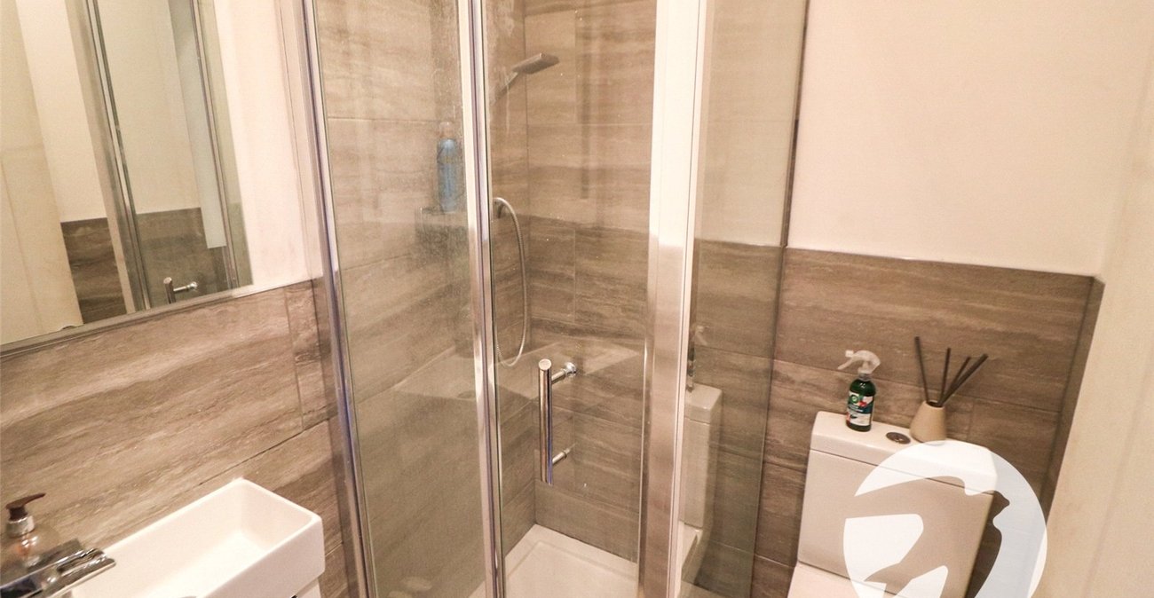 3 bedroom house for sale in Erith | Robinson Jackson