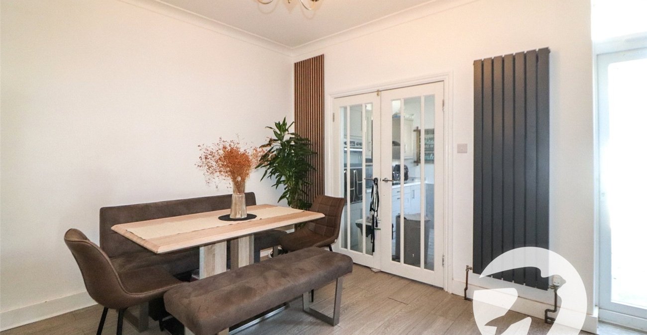3 bedroom house for sale in Erith | Robinson Jackson