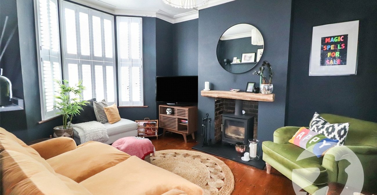 3 bedroom house for sale in Erith | Robinson Jackson